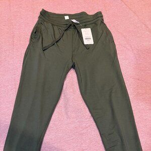 Fabletics Daria Jogger, Olive Green, XL/12-14, NWT
